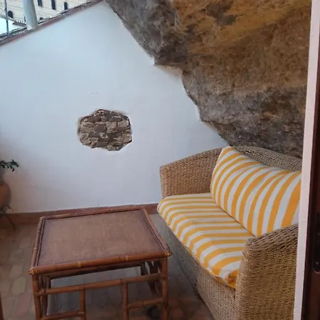 Casa Enrocada *